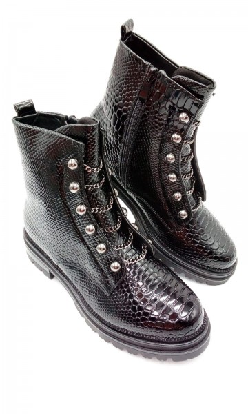 Shiny Stiefeletten mit Ketten